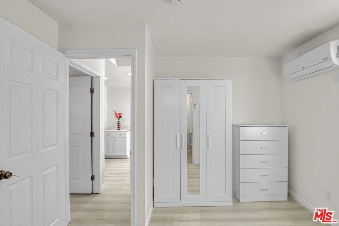 7705 Baird Ave - Photo 4 of 14