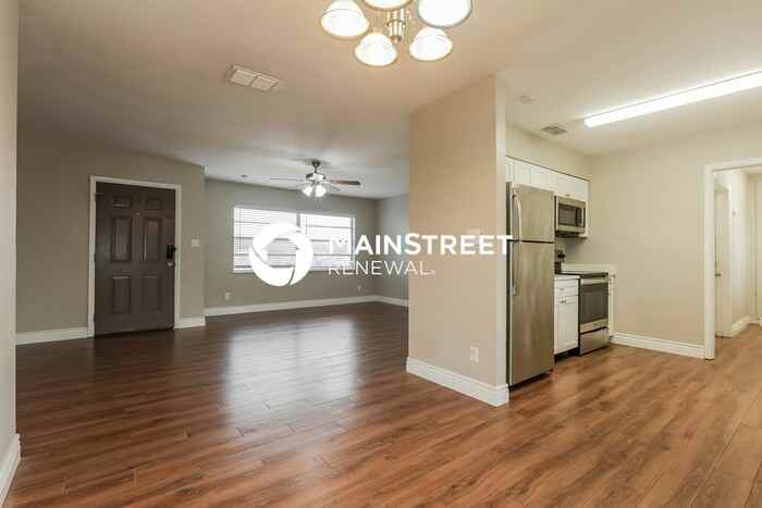 601 Vining St - Photo 6 of 16