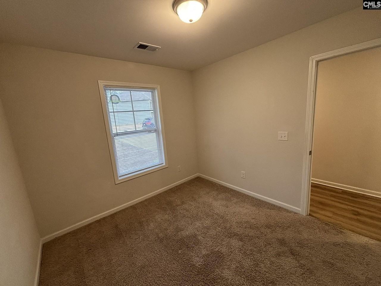 77 Apple Tree Ct - Photo 4 of 38