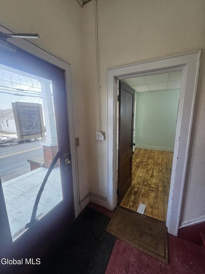 40 Main St Apt 1 #1 - Photo 6 of 14