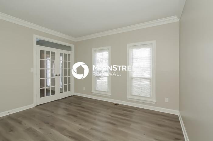 9101 Brightleaf Pl - Photo 3 of 17