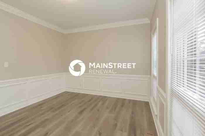 9101 Brightleaf Pl - Photo 6 of 17