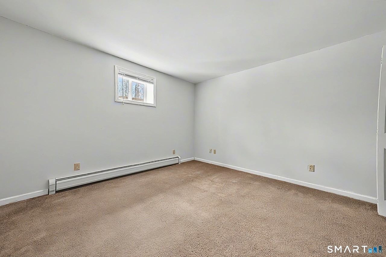 15 Indian Hill Ln #B - Photo 7 of 16