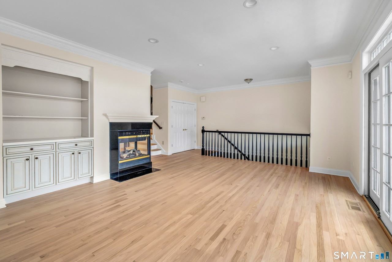 665 River Rd #2 - Photo 7 of 33