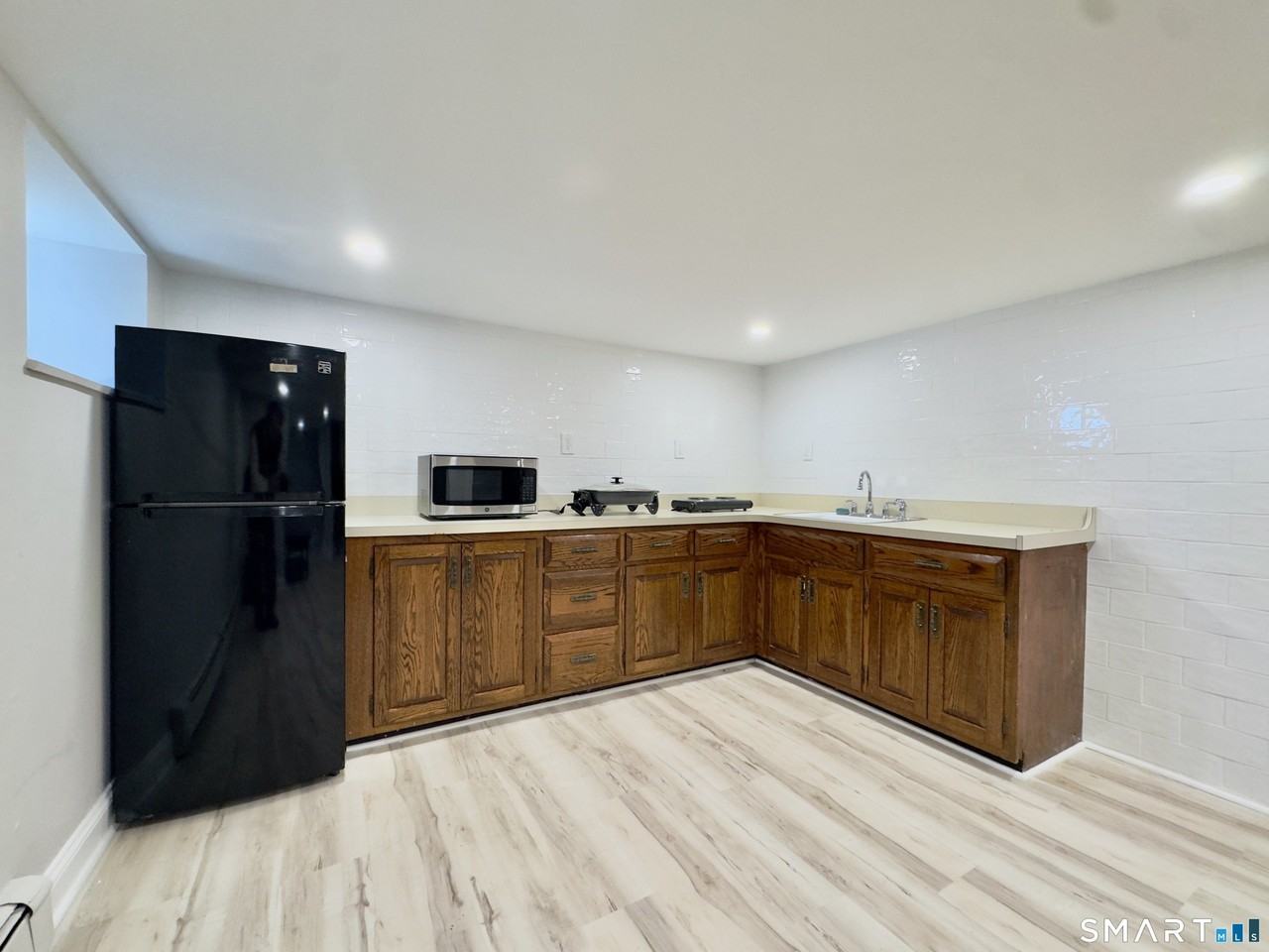 96 Knickerbocker Ave - Photo 4 of 8