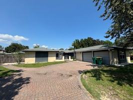 featured image of 6 Pinehurst Dr