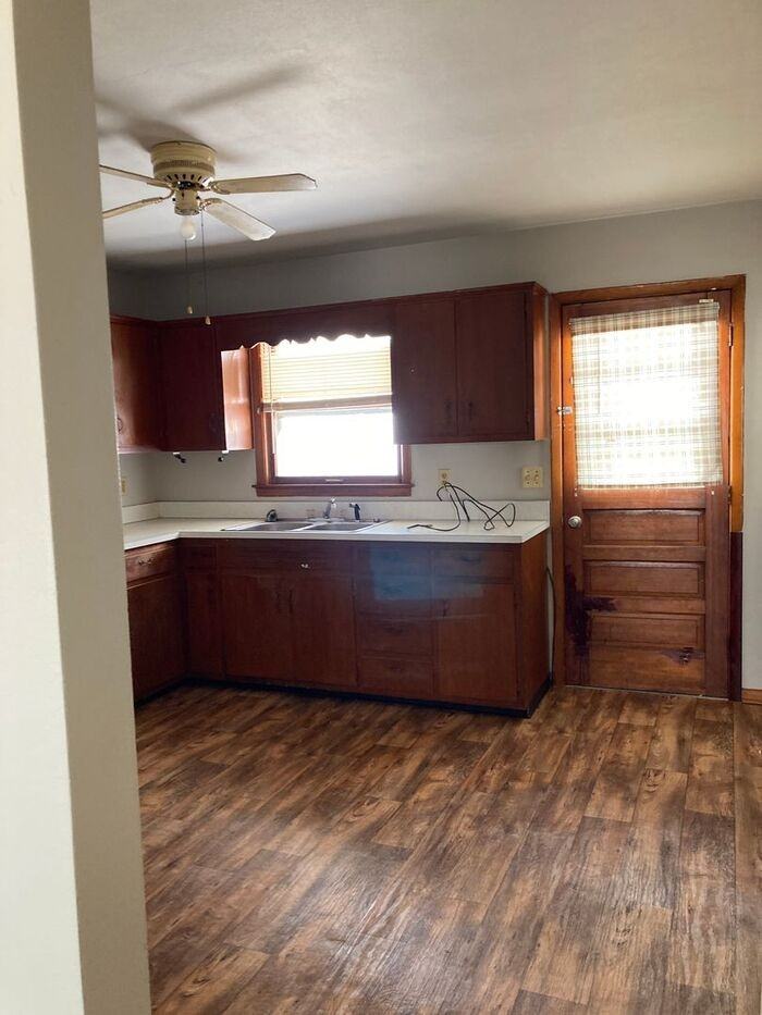 620 Mccann St #7 - Photo 5 of 13