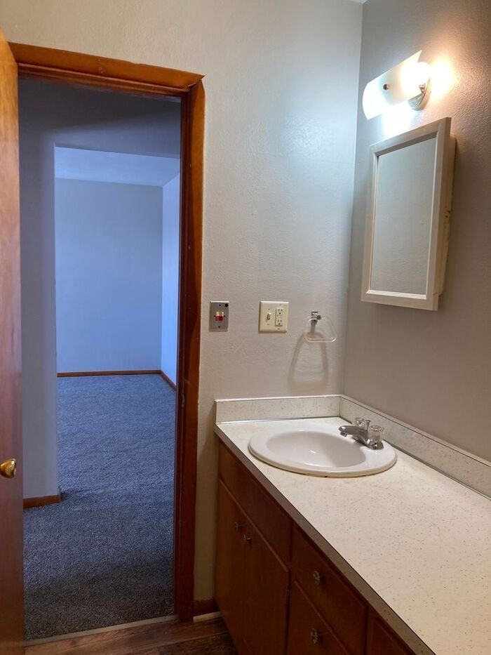 620 Mccann St #7 - Photo 6 of 13