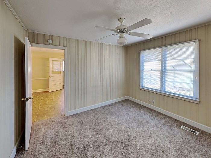 1432 Mt Gallant Rd - Photo 6 of 16