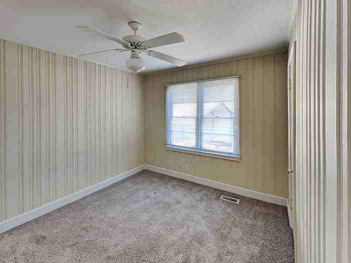 1432 Mt Gallant Rd - Photo 7 of 16