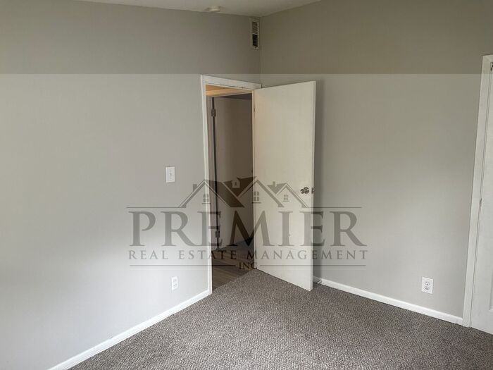 505 N Geronimo Dr - Photo 6 of 16