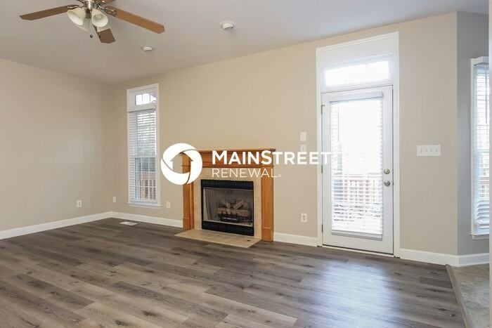 808 Siena Dr - Photo 2 of 17