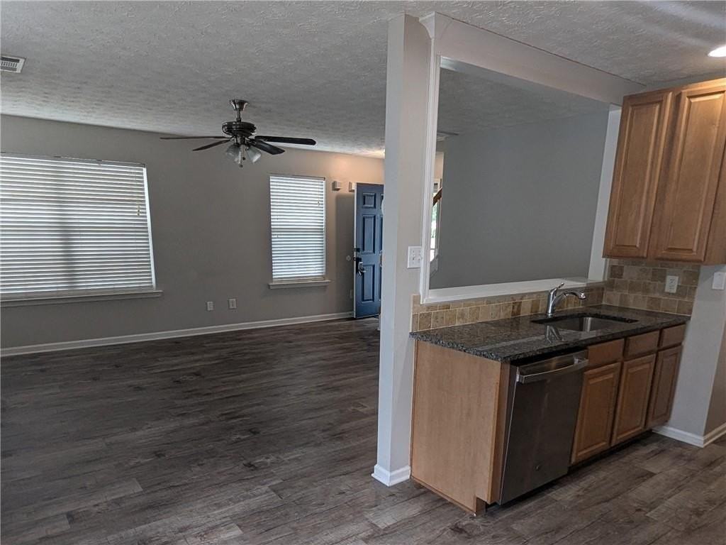 5710 Ridge Stone Way - Photo 6 of 24