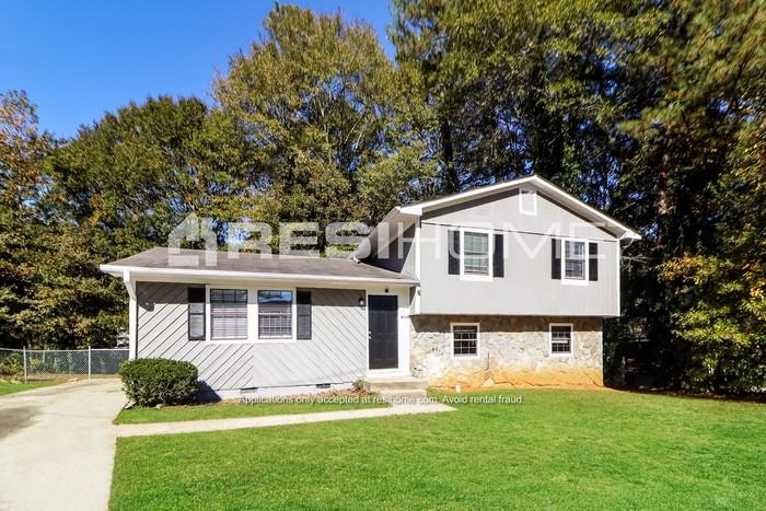 6115 Michael Rd - Photo 2 of 19