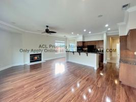 featured image of 880 Inverness Ct