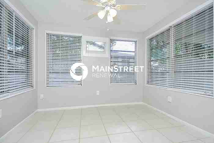 2026 Sandrala Dr - Photo 6 of 16