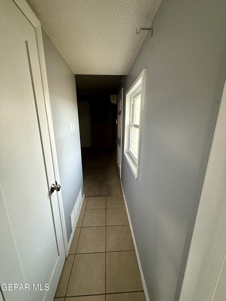 3820 Savannah Ave Unit B #B - Photo 5 of 8