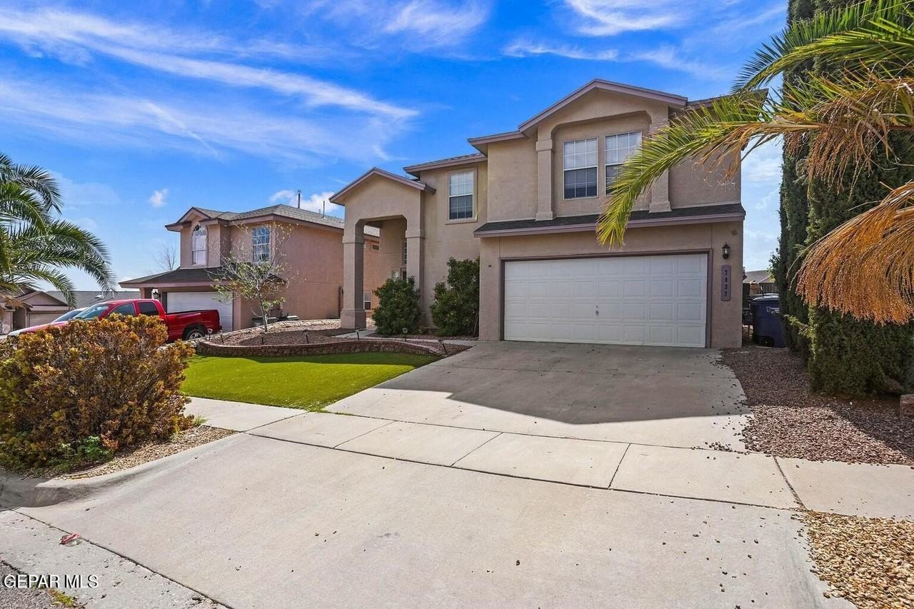 7037 Luz De Espejo Dr - Photo 2 of 36