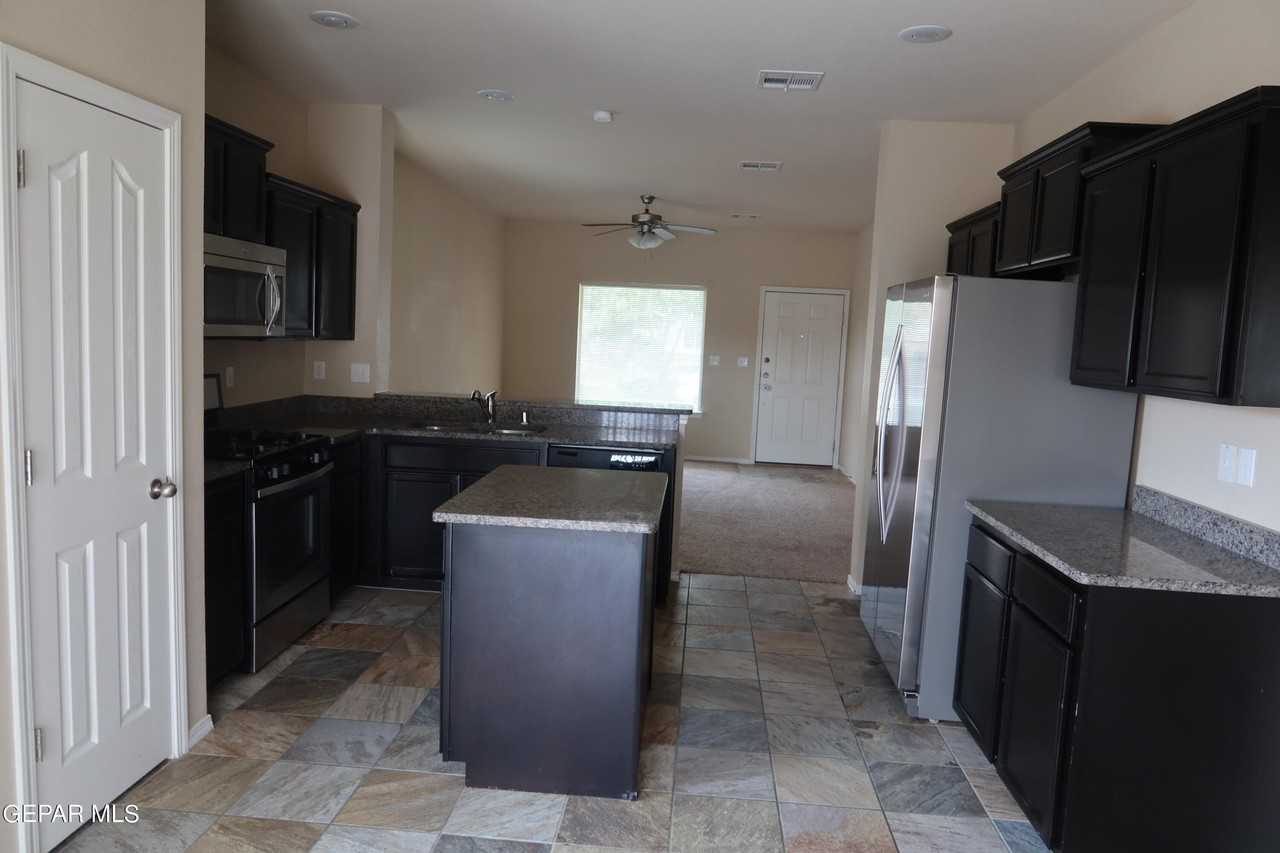 3278 Azteca Trl - Photo 7 of 22