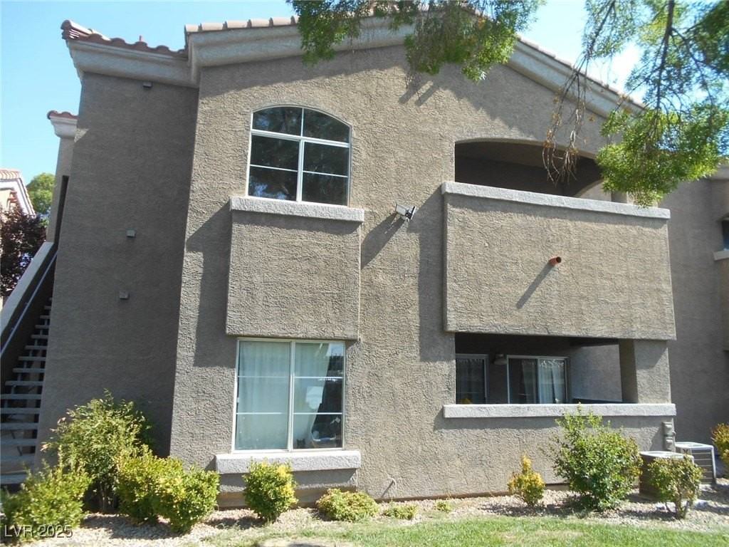 5525 W Flamingo Rd #2025 - Photo 3 of 17