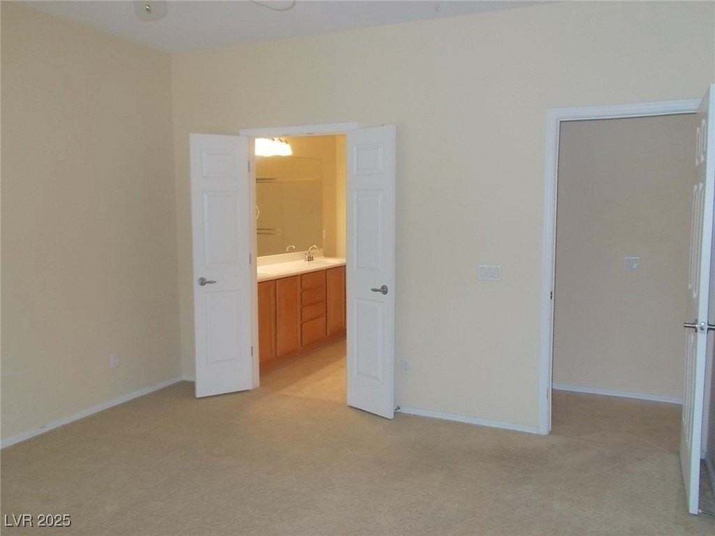 5959 Saddle Horse Ave - Photo 5 of 20