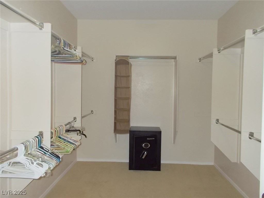 5959 Saddle Horse Ave - Photo 7 of 20