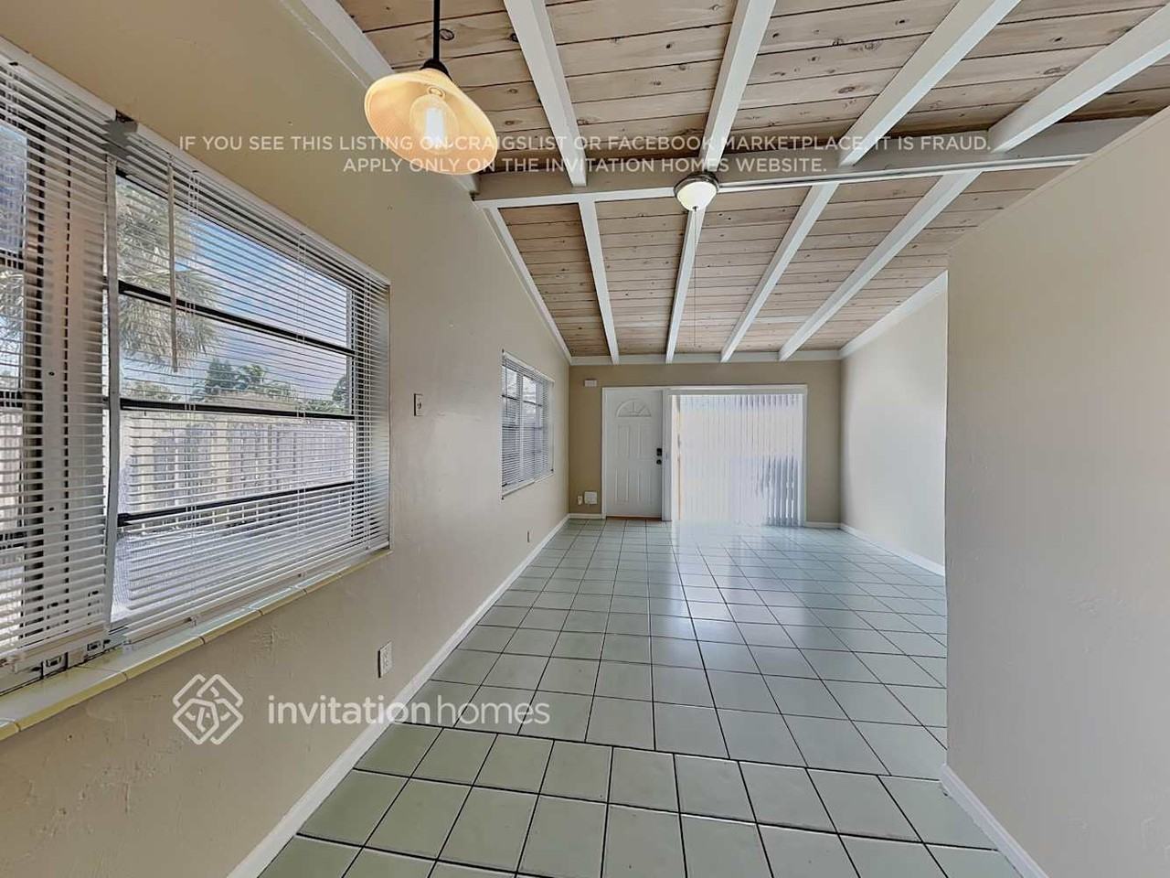 1275 Sw 28th Rd - Photo 5 of 19