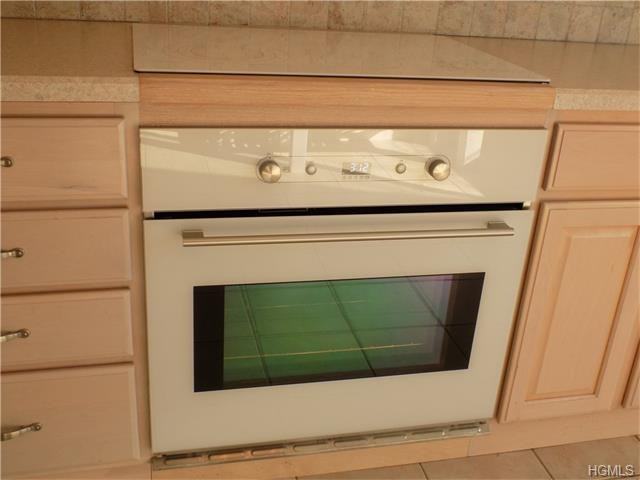 372 Heritage HLS #A - Photo 3 of 30