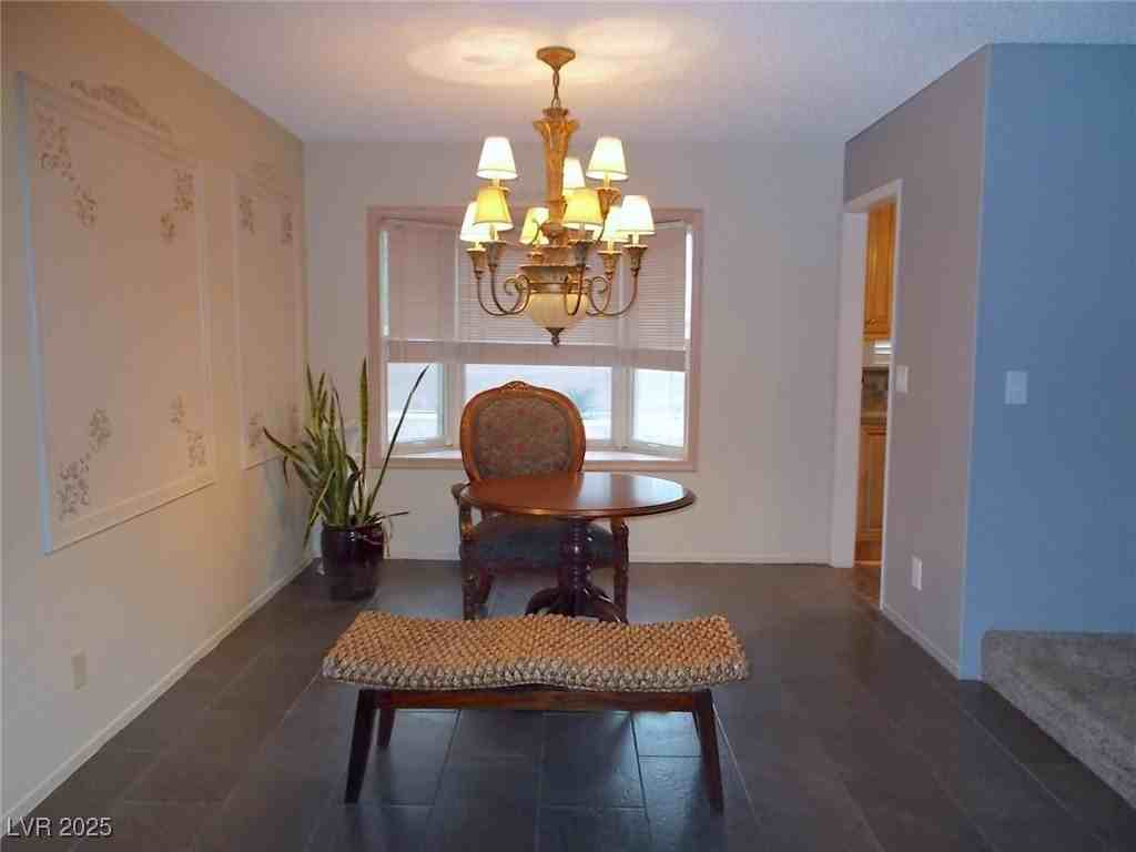 7711 Keating Cir - Photo 3 of 29