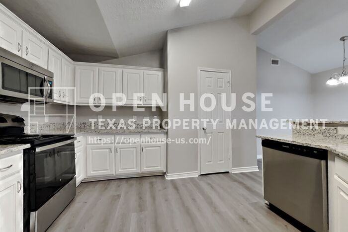 4938 Comal River Loop - Photo 6 of 16