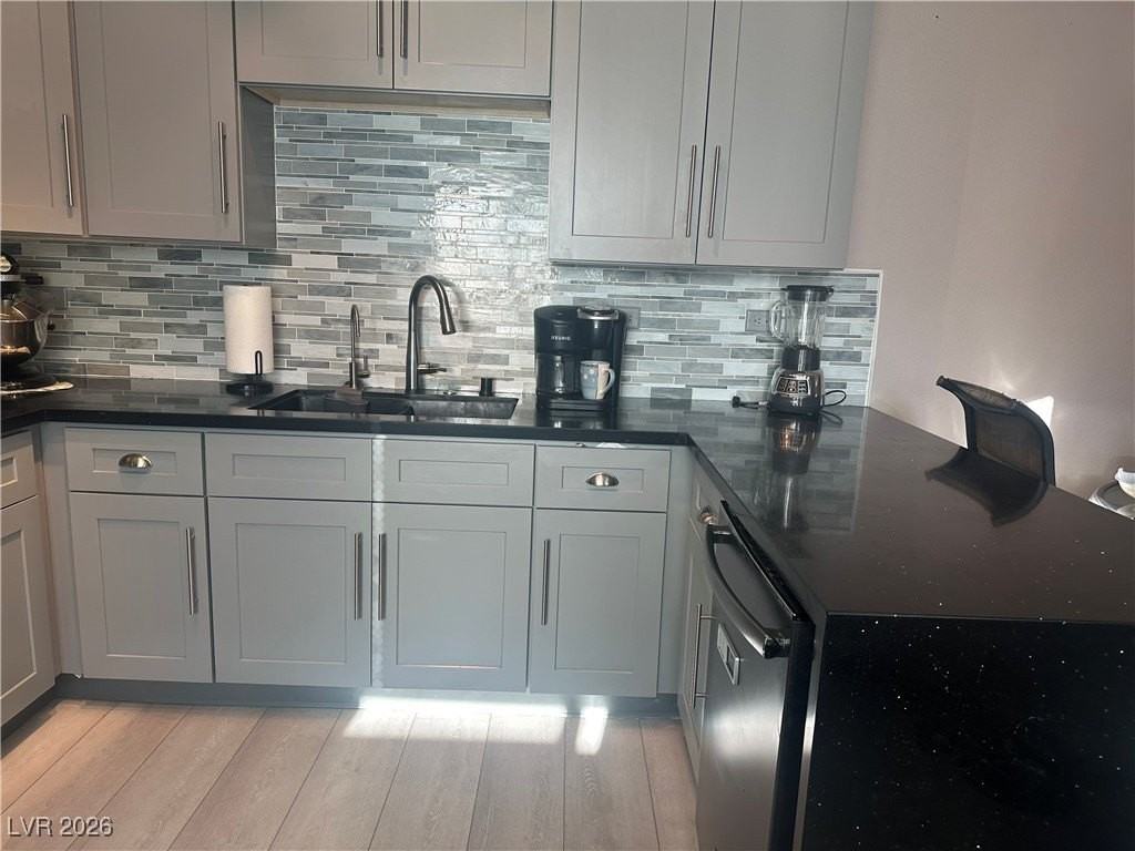 820 Bergamont Dr - Photo 6 of 37