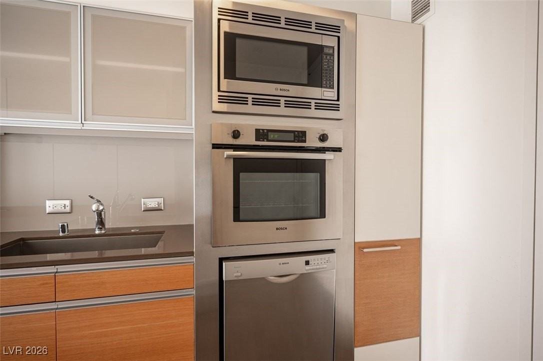 3722 Las Vegas Blvd S #701 - Photo 6 of 20