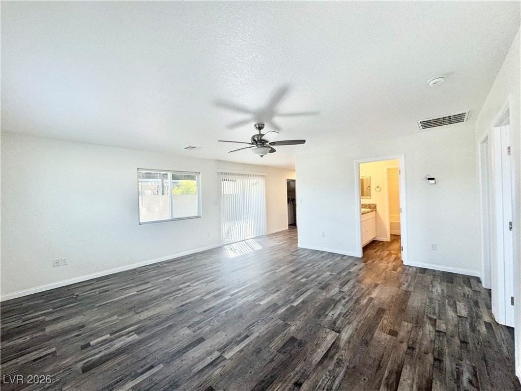 1080 Red Butte St #A1 - Photo 2 of 12