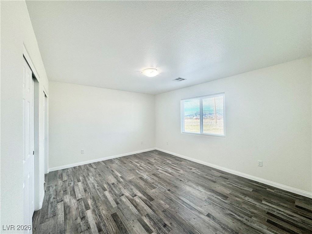 1080 Red Butte St #A1 - Photo 5 of 12