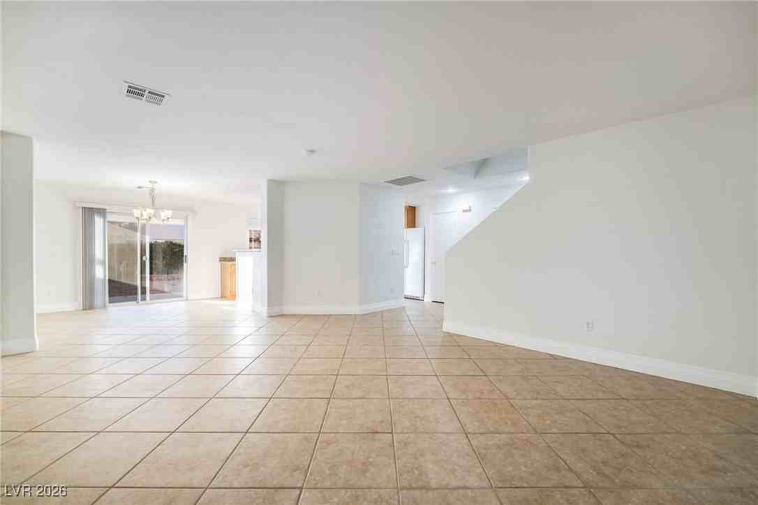 11119 Tuscolana St - Photo 3 of 22