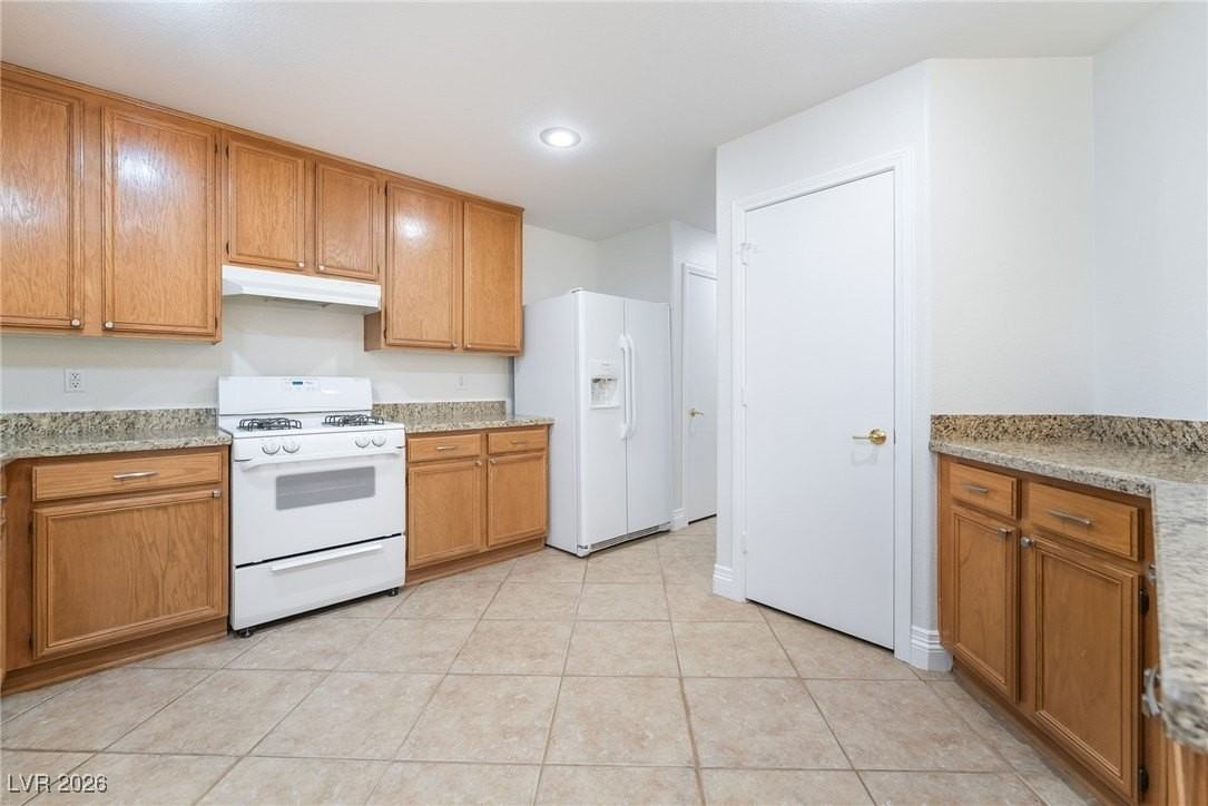 11119 Tuscolana St - Photo 6 of 22