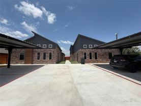 900 W 8th St #1 - Photo 1 of 1