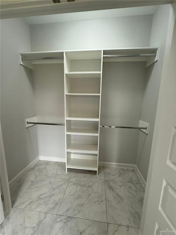 900 W 8th St #1 - Photo 5 of 9