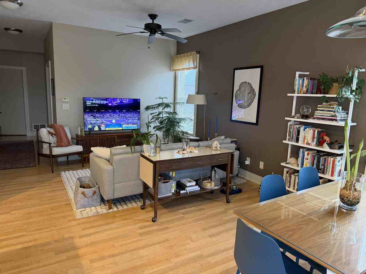 638 Wealthy St Se - Photo 3 of 7