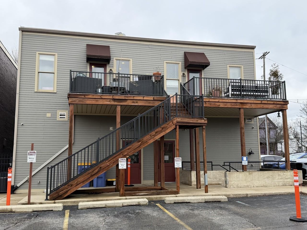 638 Wealthy St Se - Photo 7 of 7