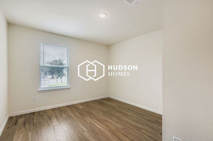 911 S 22nd St Unit A #A - Photo 7 of 14