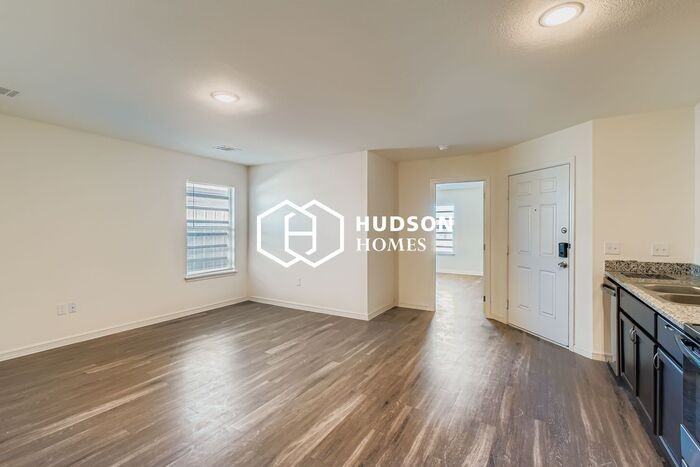 1425 Nw 16th Ave #B - Photo 5 of 14