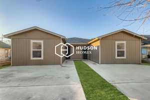 featured image of 1405 Nw 10th Ave #B