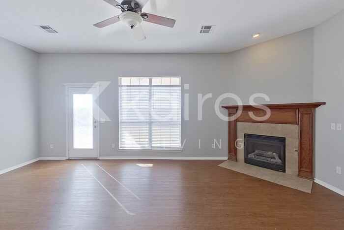 704 Sw 161st St - Photo 5 of 24