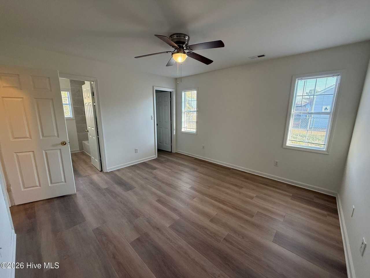 139 Parnell Rd - Photo 5 of 11