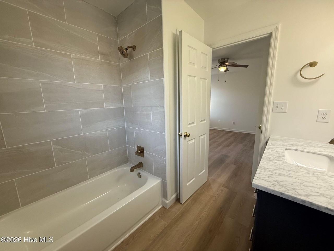 139 Parnell Rd - Photo 6 of 11