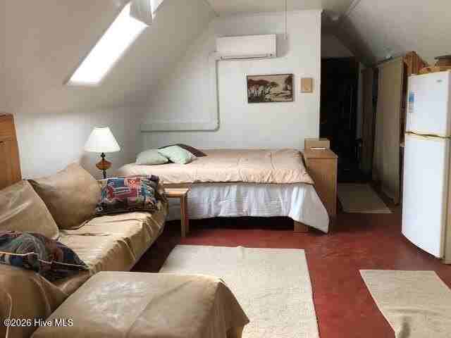 464 Russells Creek Rd - Photo 4 of 7