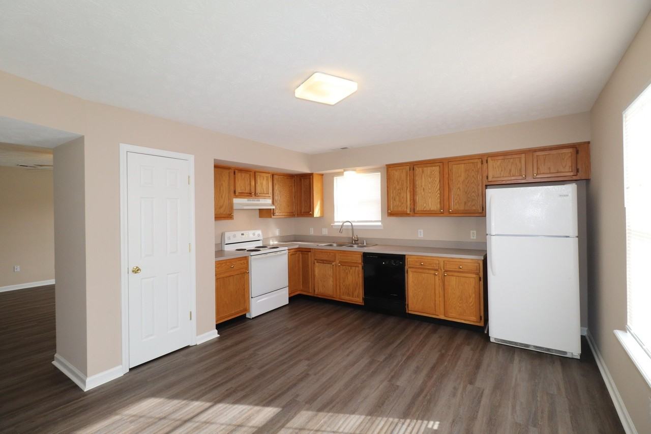 100 Aubrey Dr - Photo 6 of 18