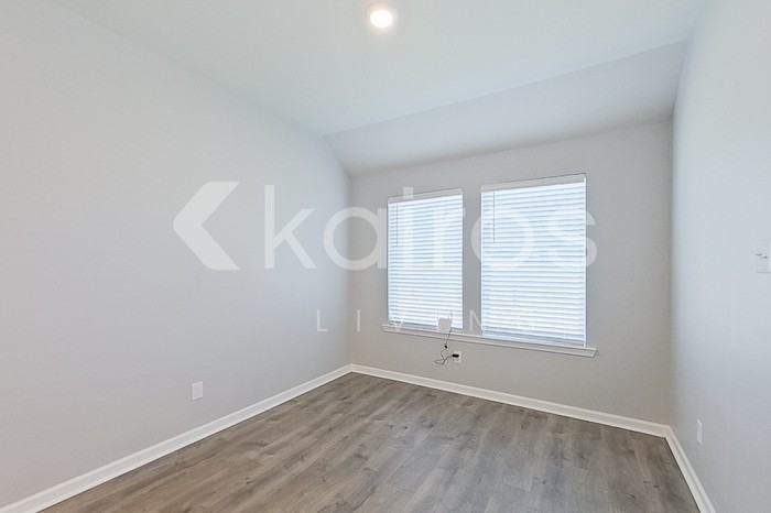 115 Orthello Ct - Photo 2 of 24