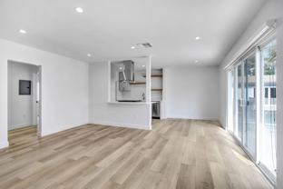 1545 North Laurel - Photo 1 of 1